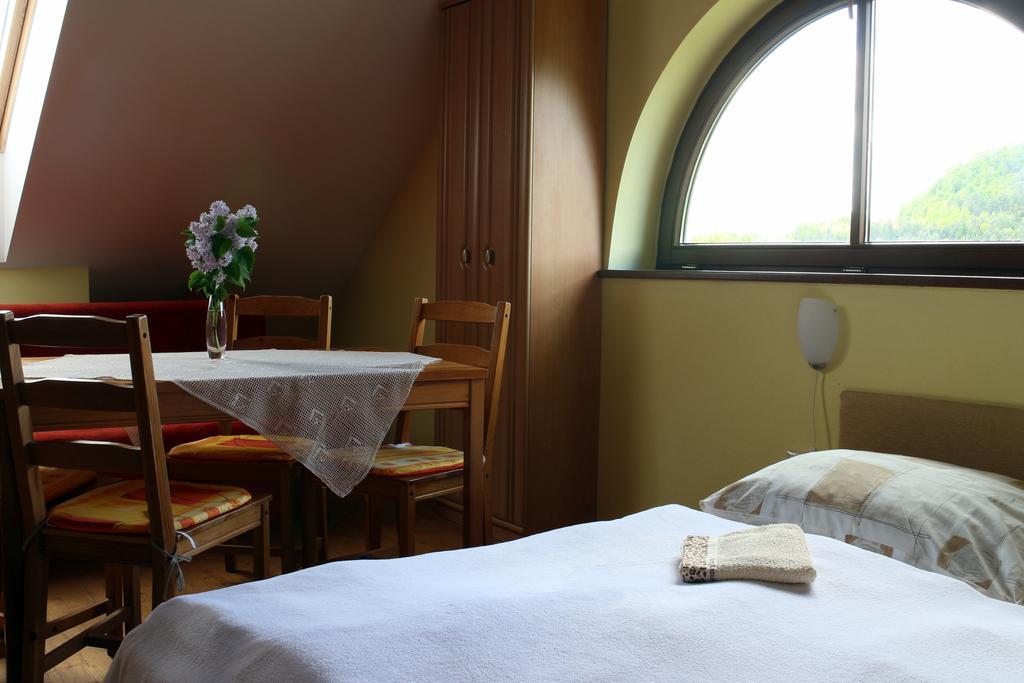 Penzion Kremenisko Banská Štiavnica Pokój zdjęcie
