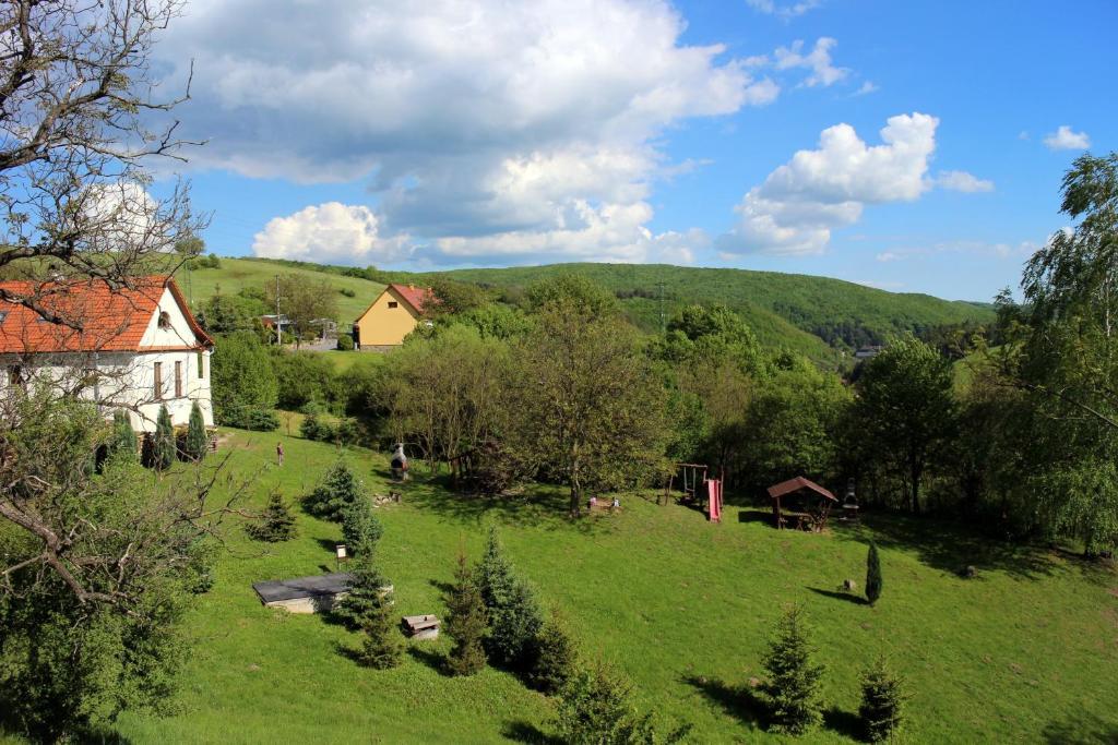 Penzion Kremenisko Banská Štiavnica Zewnętrze zdjęcie